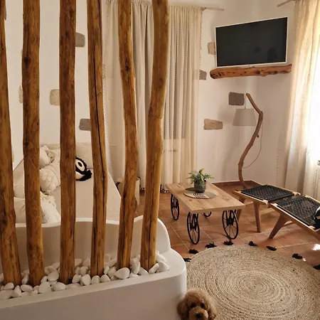 Traditional House Meloi 度假居 斯科拉