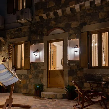 Traditional House Meloi * 斯科拉